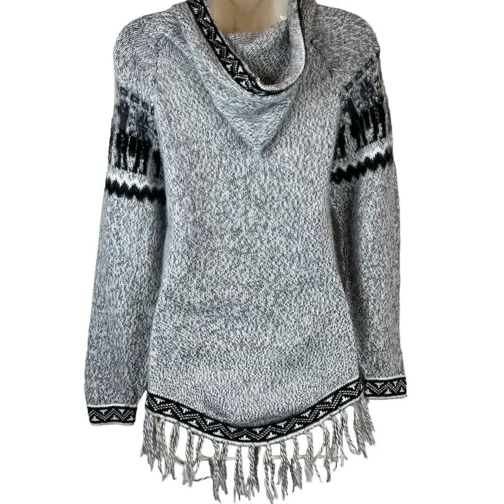 Peruvian Wool Blend Sweater in Gray and Black Women's Size Medium - Picture 6 of 9